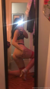 I think i look good on my knees part 3