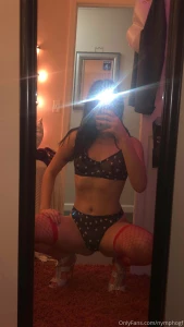 I think i look good on my knees part 1