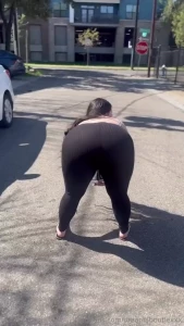 Wyd if i bend over in front of you like this