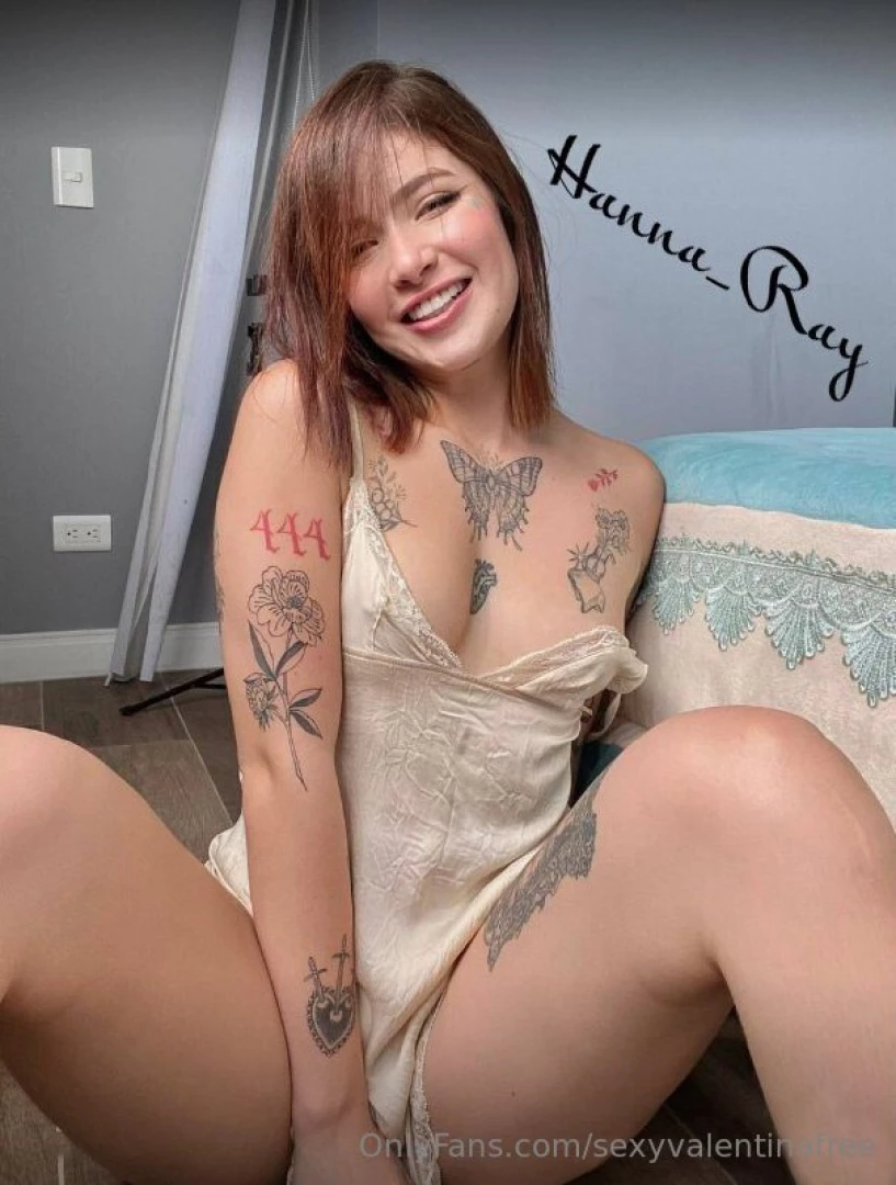 Hanna_ray petite tattooed woman with bomb ass and a pretty pink pussy part 2 