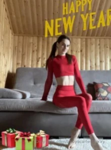 Hello i m lily - hottie_lily do you wanna see my body i m available part 23