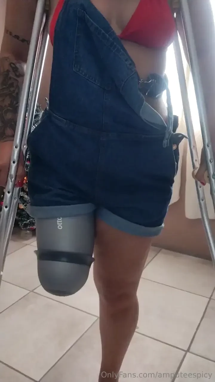 Stump bandage in bikini 10 minute video walking with my crutches 