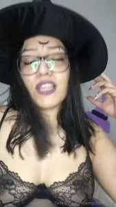 So that you don t miss the best of halloween i leave you these