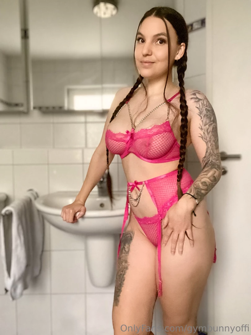 In dessous im bod oder doch lieber nockat jedesmal wenn ich mich bers part 1 