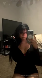 Hi babes comment what you want to see from me and maybe i ll surprise part 1