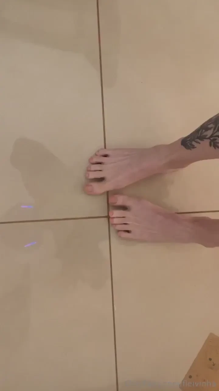 Uma vez falaram pra mim q meu p no frio ficava feio - coelho ou gato 