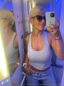 Hey j esp re que ta journ e a t agr able si tu veux papoter ce soir je