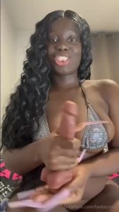 Babe my v i p is 30 off gt gt cocofantasia cum over and enjoy my