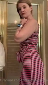 I love this dress but i also like to take it off