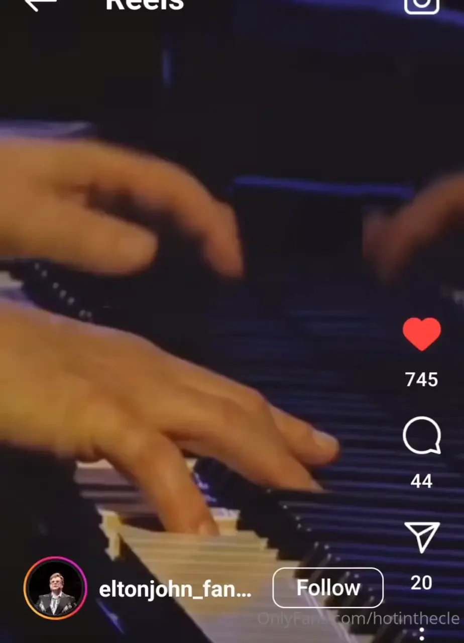 Made it to thursday have a good day ugh that face those lips that 