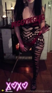 Like this post if you can t send me dms peggypegleg