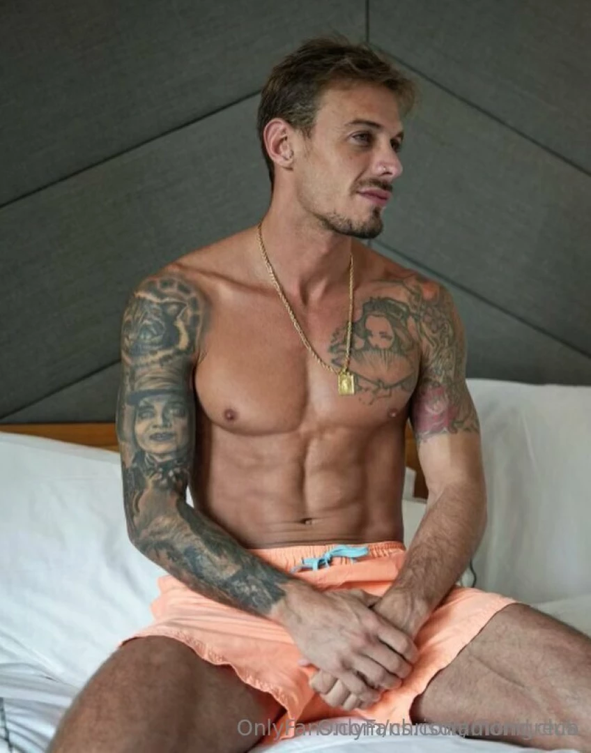 Onlyfans com chrisdiamond club c1 official account of pornstar chris part 1 