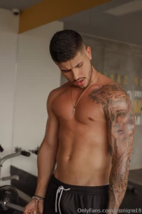 Hello everyone asolano18 20 off on vip page i will make you addicted part 2