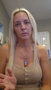 Happy friday babes also a message for my gift buyers thank you