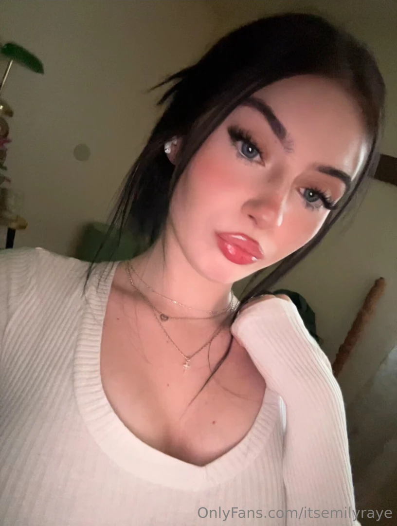 Message me i m bored please love you lol 