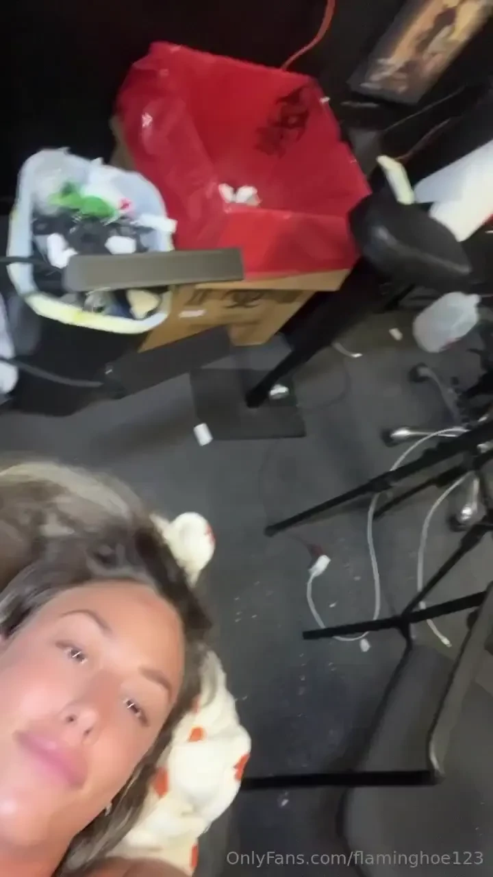 Fund my tattoo addiction send me a tip and you ll get a sexy surprise 