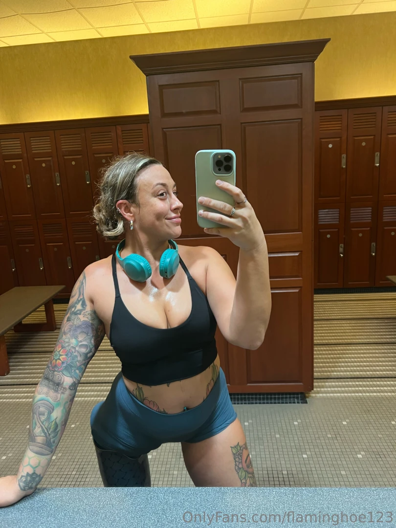 Checking in seeing if your going to the livestream tonight 