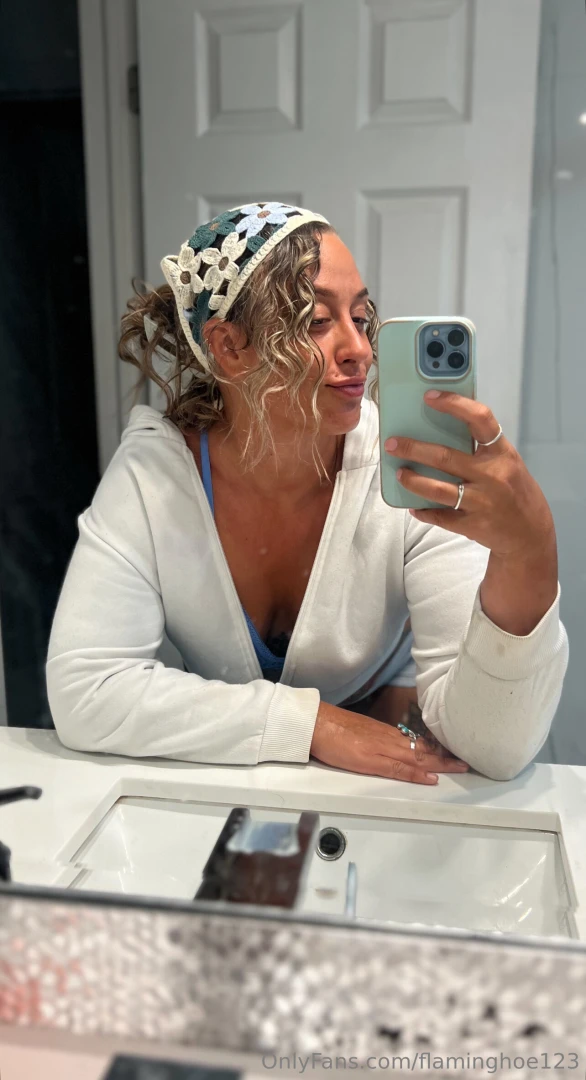 Did daddy have a stressful day message me and let me make it all 