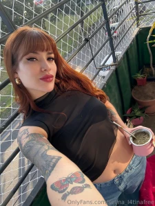 Can i serve you breakfast in bed today