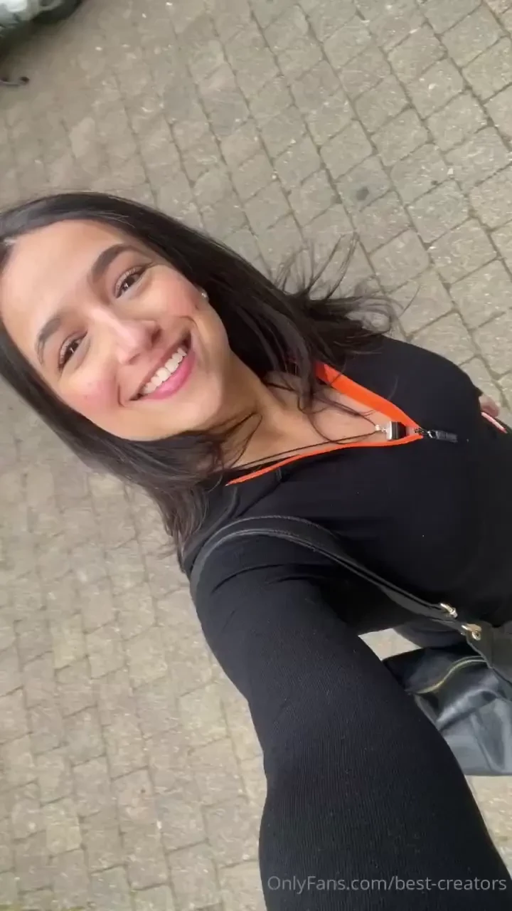 Amiinaa hello ich bin die amina und bin 24 jahre alt ich bin studentin part 34 