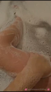 Feeling horny in the bath