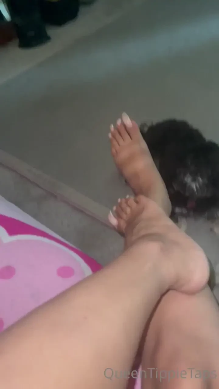 Leg and foot watching tv 