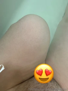 A long day means a long bath time to relax and let this stump rest