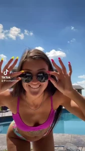 I m gonna post a bunch of old tik toks that i forgot about cause i