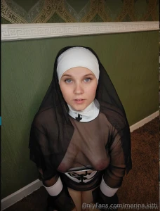 Lunaglowww lunaglowww i will suck your dick and balls until you cum part 400