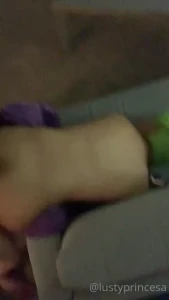 This bussy turns bottoms into tops nicolecknight