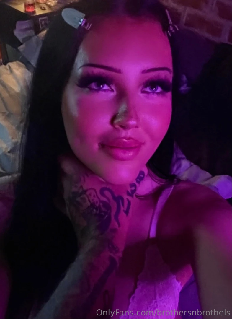 Hands just where i like them 