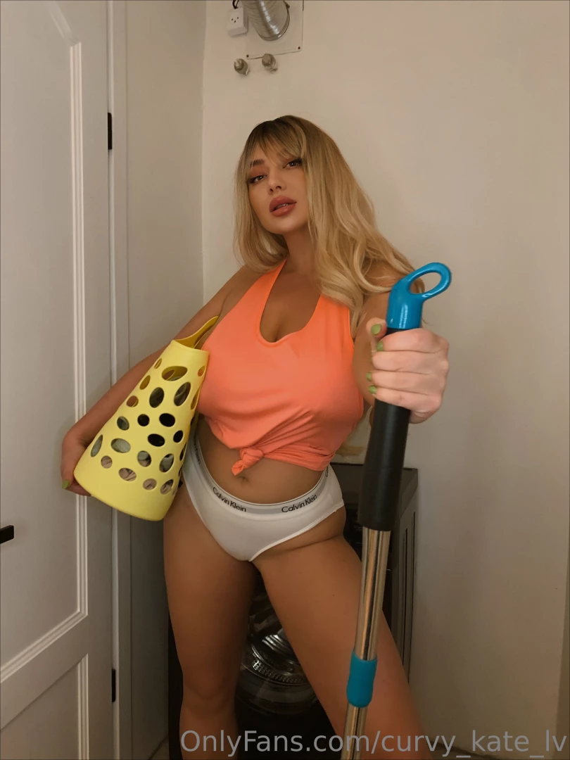 Gosh today i had a big house cleaning and it was too hot i decided to part 2 