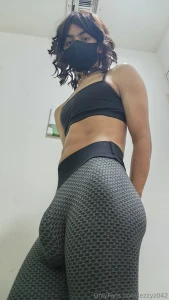 What would you do if you saw my bulge in yoga pants p hello again part 1