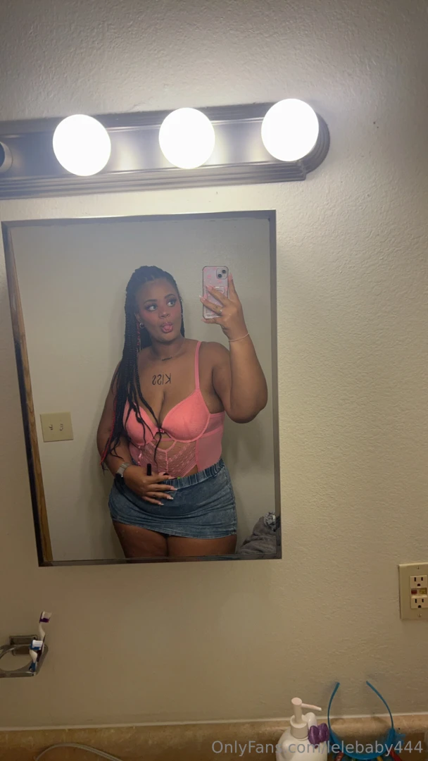 I know you want to kiss me part 4 