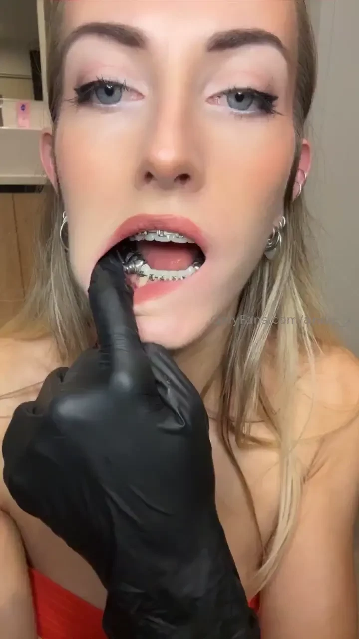 Hello my lovelies firstly merry christmas hope y all have had an part 1 