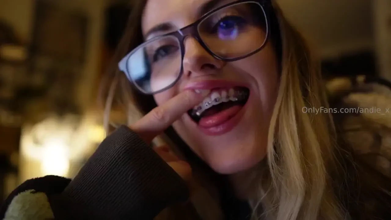 Who wants to be my fingers taking auditions now 