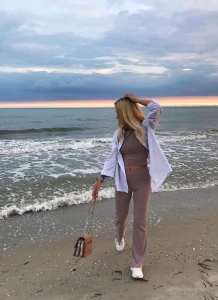 How wonderful it is to watch the sea slowly undulate its surface is