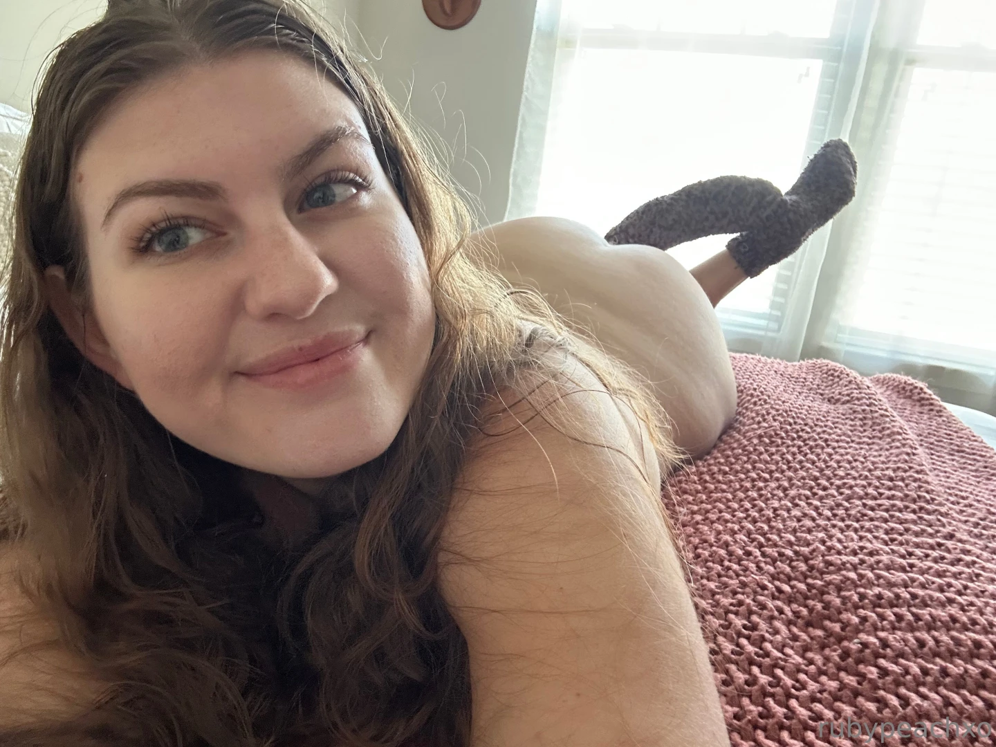 Nothing on my fuzzy socks hehe merry christmas if you celebrate that p 