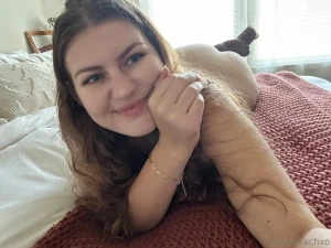 Nothing on my fuzzy socks hehe merry christmas if you celebrate that p part 1