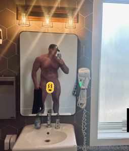 Good morning message me for some uncensored pics and videos