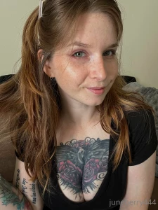 I cant think of a caption but still wanted to post a picture anyway