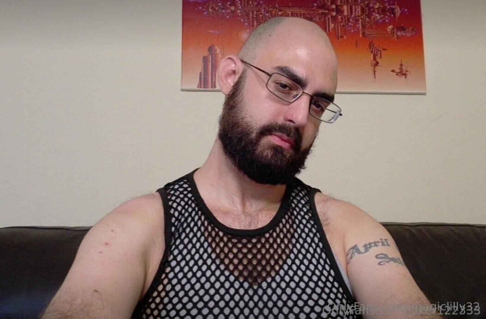 Joker122333 tired of all the rude and crude men i m me i m naughty 