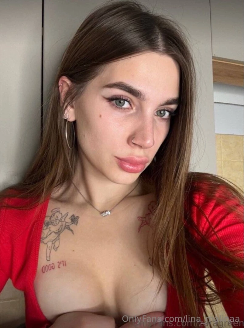 Pretty and wet always zaragreen is ready to fulfill any of your part 343 