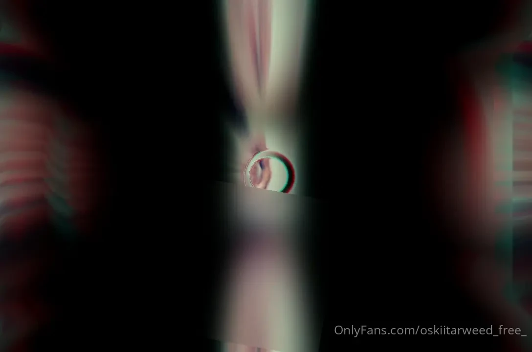 Una buena ducha para bajar esta calentura onlyfans com oskiitarweedxxx 