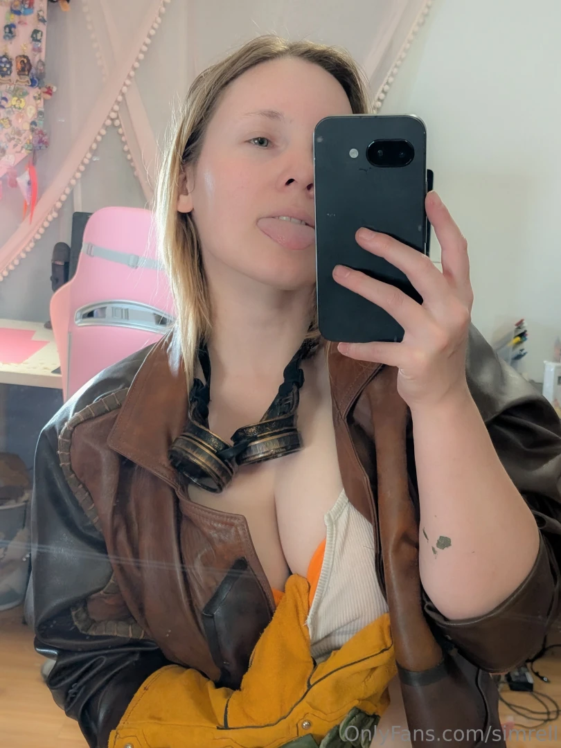 Cosplaying gemma from monster hunter at anime expo today 3 part 1 