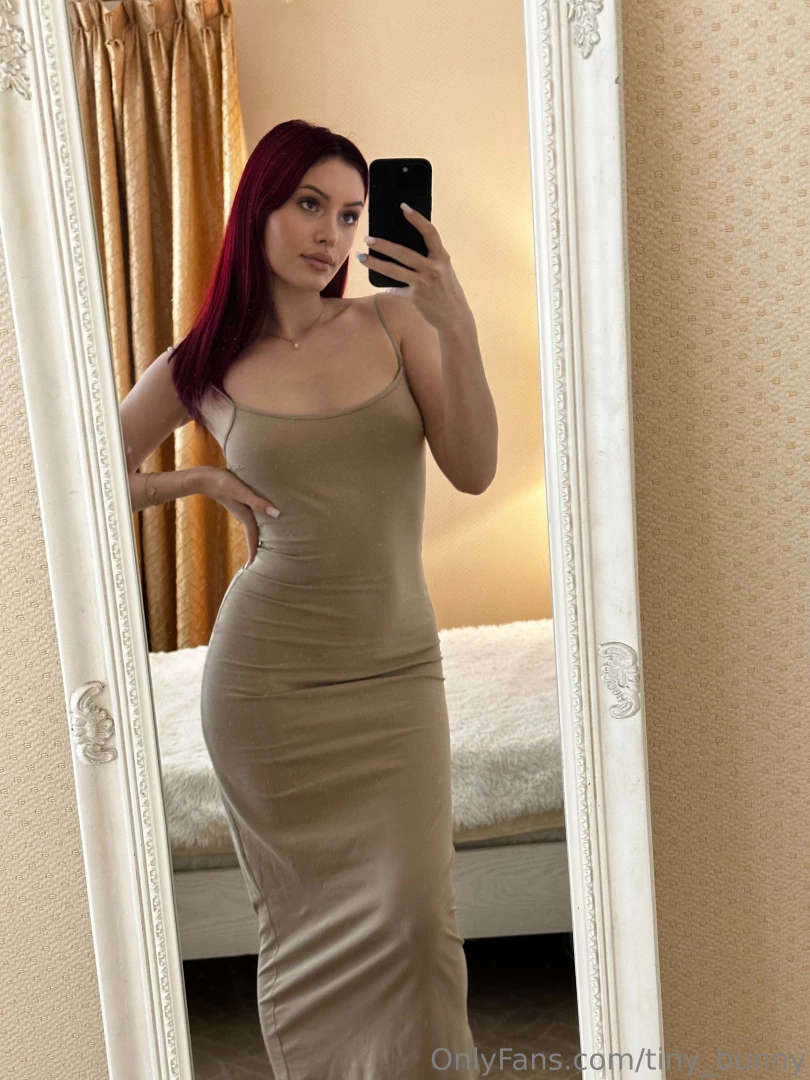 I m ready to show me how do you like my new dress 