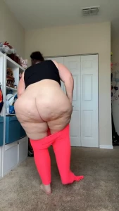 What do you think of my leggings they re pink in person but look