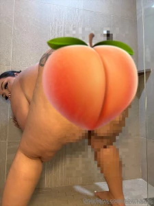 Do you wanna taste this juicy peach