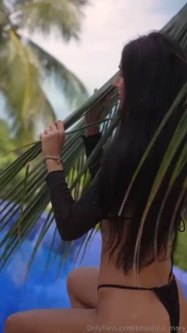 I love beautiful ocean views https onlyfans com adventure-mary