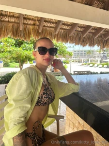 I m feeling good vibes only today